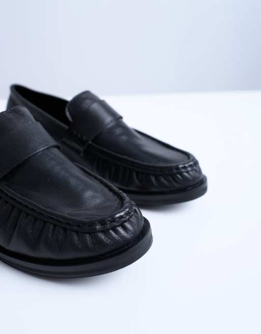 Topshop – Carey – Echtleder-Loafer in Schwarz mit gerafftem Detail, 2 von 4