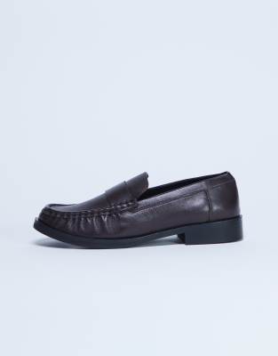  Carey real leather loafer with ruched detail in chocolate brown