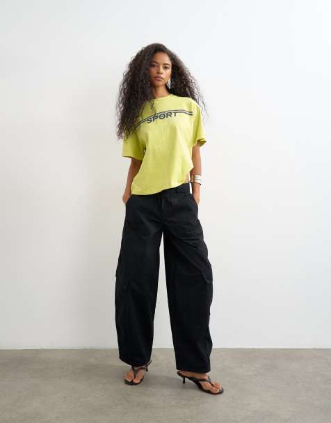 Topshop cargo broek met strikceintuur in zwart - view 1