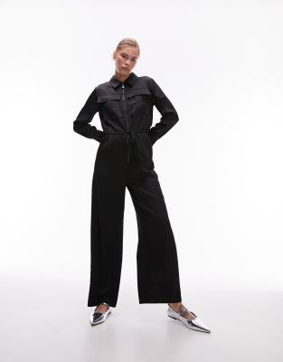 Topshop - Cargo-Jumpsuit aus Satin in Schwarz