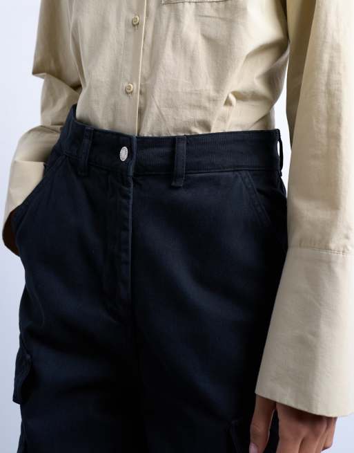 Topshop - Cargobroek met halfhoge taille in zwart, 4 van 5