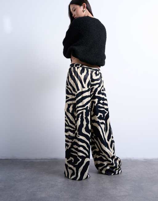 Topshop - Cargobukser med ekstremt brede ben og zebraprint i satin, 3 af 5