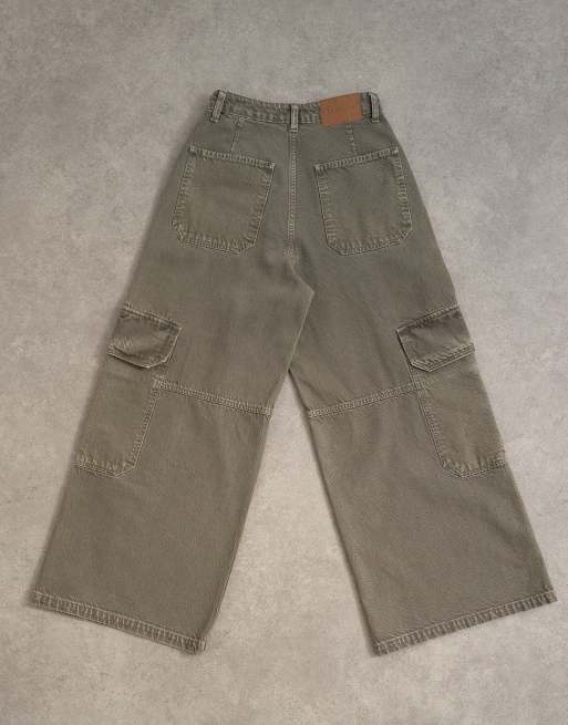 Topshop carpenter multi pocket jeans in gray, 7 of 8