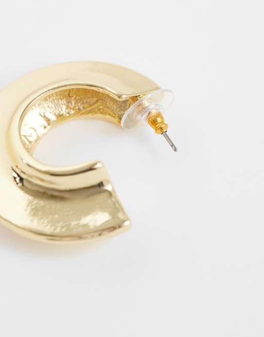 Topshop Cassie chunky hoop earrings in gold tone, 3 of 5
