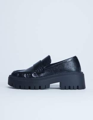 Topshop - Cecil - Mocassins avec semelle chunky crantée - Noir