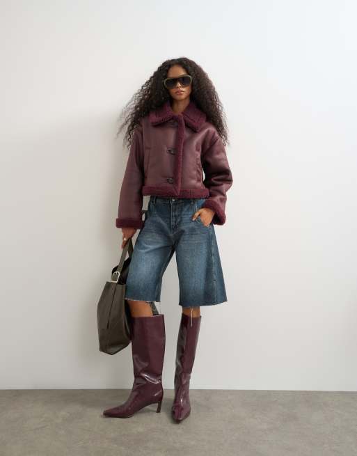 Topshop - chaqueta corta de borreguito en burdeos, 1 de 4