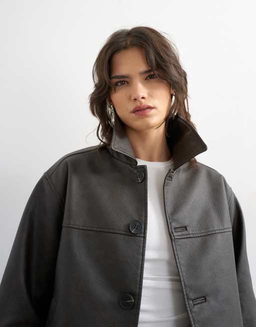 Topshop - Chaqueta corta marrón de cuero sintético, 2 de 4
