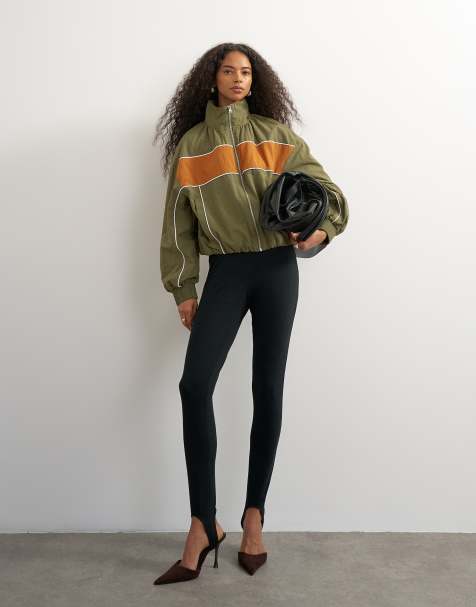 Topshop chaqueta deportiva con ribete a contraste en caqui - view 1