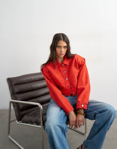 Topshop - Chaqueta vaquera corta roja con hombreras - view 1