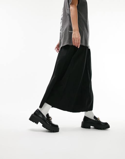 Topshop - Charlie - Loafers met dikke zool en ketting in zwart 