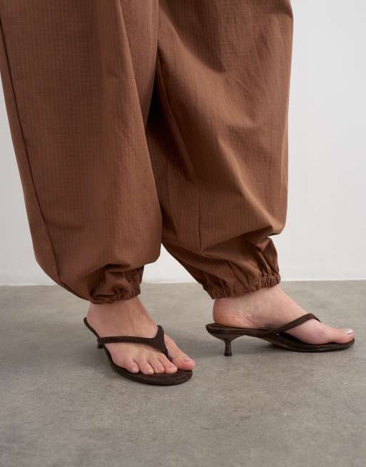 Topshop check extreme balloon pants in brown, 2 of 5