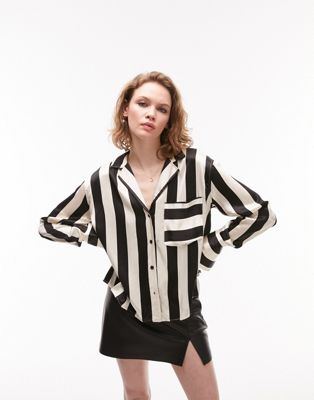 Topshop - Chemise décontractée style pyjama à rayures - Noir et blanc | ASOS