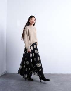 Chiffon full maxi skirt in mono spot print