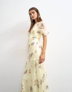 Chiffon maxi dress with pintuck details in lemon blurred floral