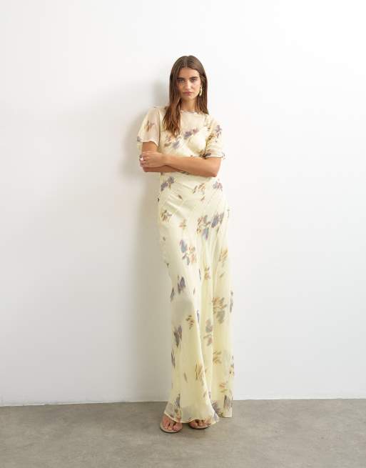 Topshop Chiffon-Maxikleid mit Pintuck-Details in zitronengelb mit verschwommenem Blumenmuster, 4 von 4