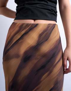 Model wearing Chiffon midi skirt in woodgrain