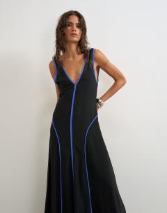 Model wearing Chiffon V neck dropped waist maxi dress in black with blue tipping
