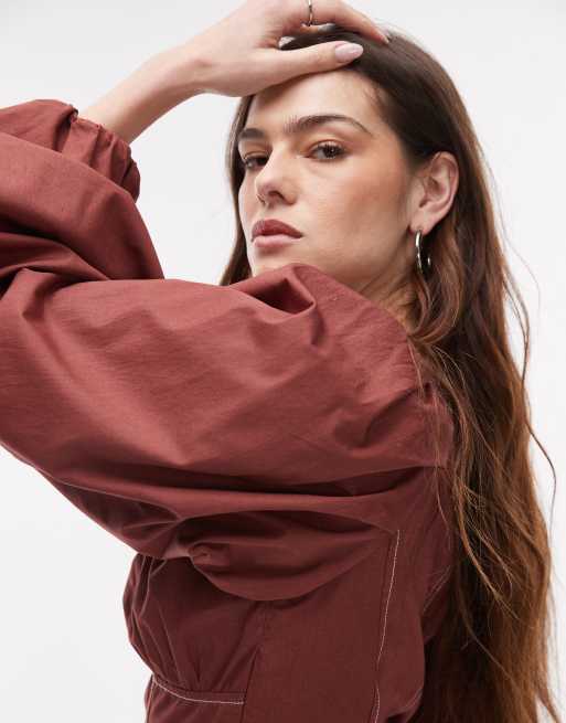 Topshop – Chokladbrun blus med ballongärmar, rynkad halsringning och sömdetaljer, 3 av 4