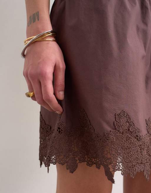 Topshop – Chokladbrun minikjol i spets med elastisk midja, 2 av 5