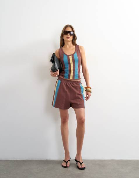 Topshop – Chokladbruna, randiga shorts, del av set - view 1