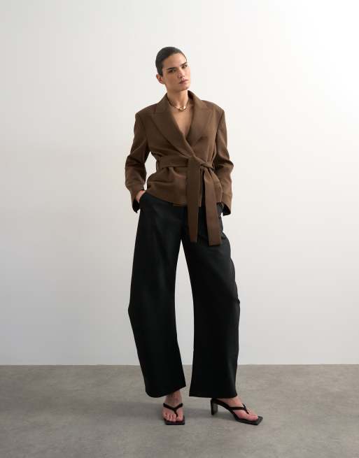 Topshop - Chokoladebrun cropped blazer med bælte i firkantet pasform, 2 af 4