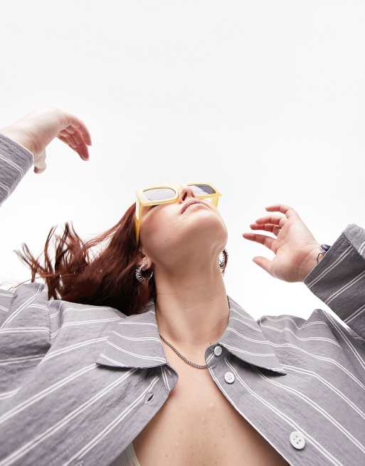 Topshop chunky rectangular frame sunglasses in yellow, 2 of 4