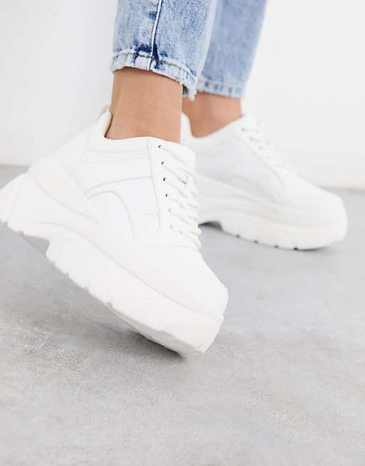 Topshop chunky trainer in white | ASOS