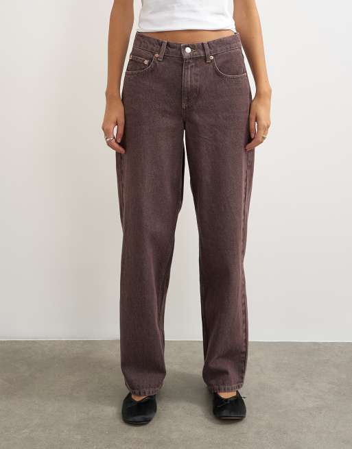 Topshop Cinch lavtaljede afslappede jeans i chocolate, 2 af 5