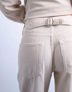 Model wearing Cinch low rise jean in pearl cord