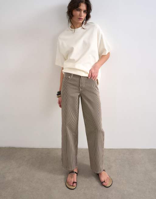 Topshop Cinch low rise relaxed fit jeans in choc stripe, 3 of 7