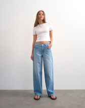 Topshop Cinch low rise relaxed jean in bleach 