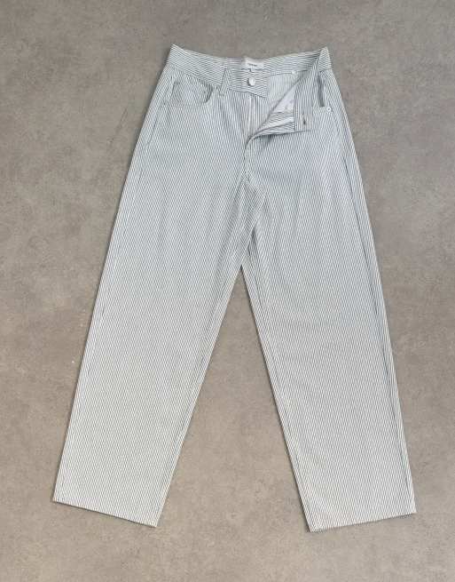 Topshop Cinch low rise relaxed jean in blue and white stripe, 6 of 8