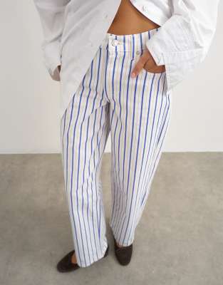 Topshop Cinch Low Rise Relaxed Jean In Multi