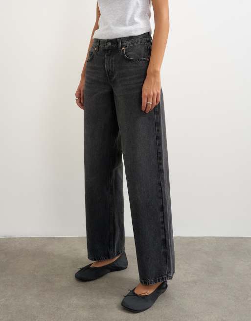 Topshop Cinch low rise relaxed jean in washed black, 4 of 5