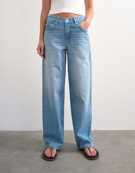 Topshop Cinch low rise relaxed jeans in bleach , 3 of 7