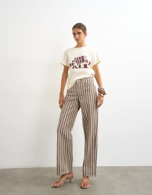 Topshop Cinch Low Rise Relaxed Jeans In White