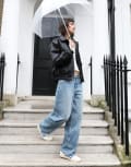 [Topshop] Topshop cinch low rise relaxed jeans in vintage bleach-Blue W34 L32 Vintage bleach