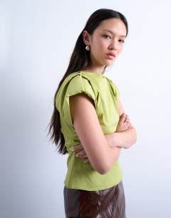 Model wearing Cinch waist ruched top in olive green