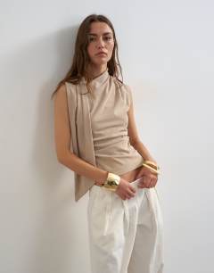 Cinch waist scarf detail top in stone