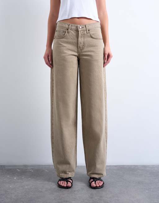 Topshop – Cinch – Zbierane z tyłu jeansy o luźnym kroju z niskim stanem w kolorze kawy z mlekiem