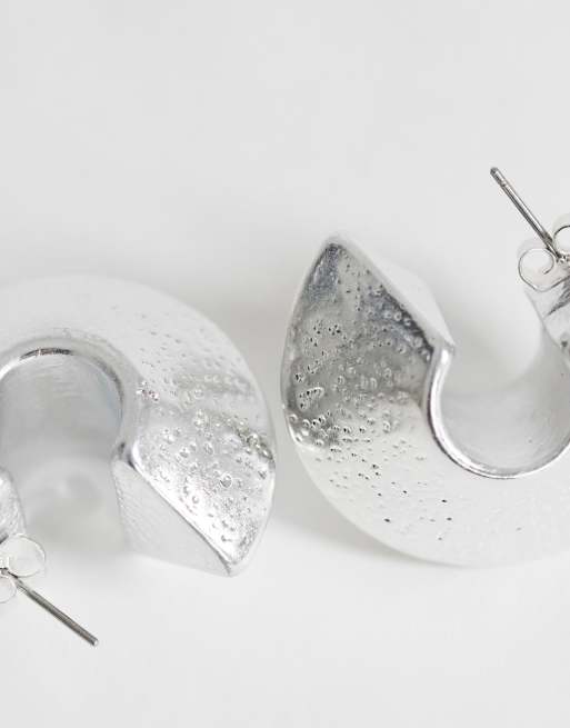 Topshop - Cindy - Sølvfarvede chunky hoop-øreringe med tekstur, 5 af 5