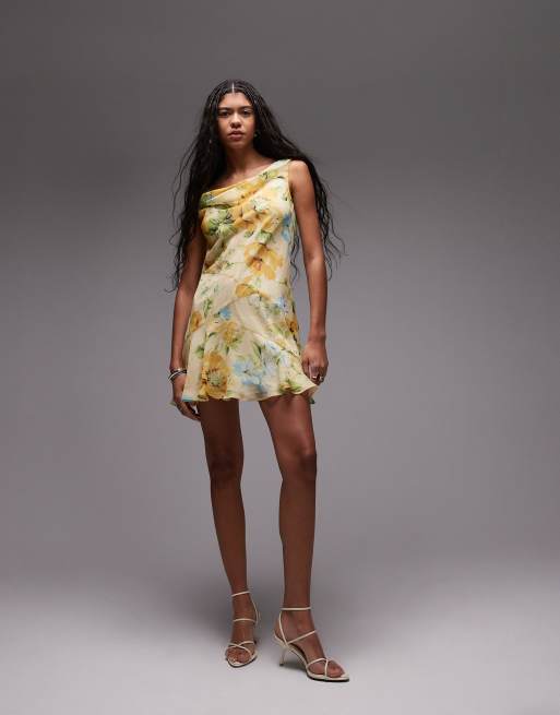 Topshop – Citrongul, blommig tea-klänning i minilängd med draperad ringning och vid fåll, 3 av 4