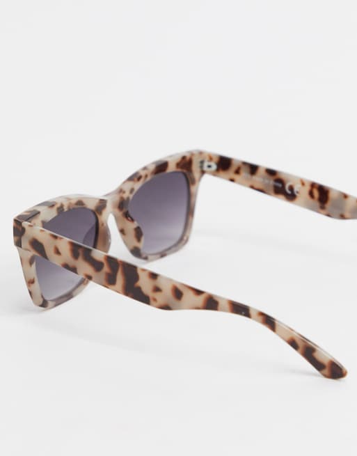 Topshop classic sunglasses in tortoiseshell, 4 of 4