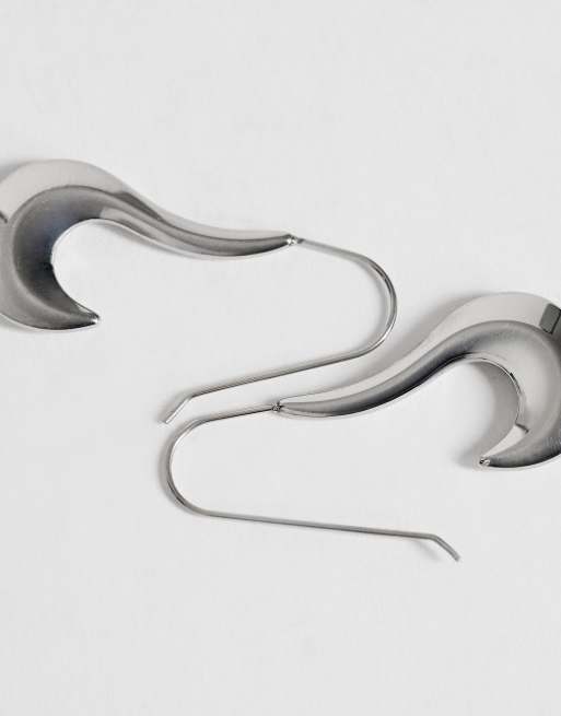Topshop - Claudia - Sølvfarvede hoop-øreringe med bølgedesign i vandtæt, rustfrit stål, 4 af 4