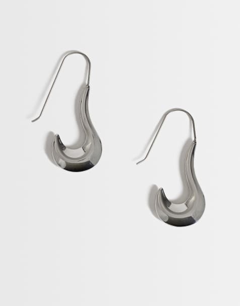 Topshop – Claudia – Wasserfeste Creolen aus Edelstahl in Silberoptik mit welligem Anhänger - view 1