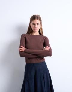 Clean long sleeve top in chocolate brown