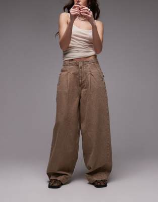 Topshop Topshop clean pintuck wide leg jean in sand-Neutral