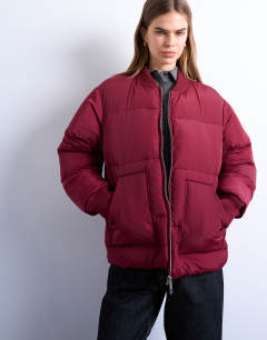 Clean rib collar puffer jacket in burgundy