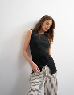 Clean ruched tank in black