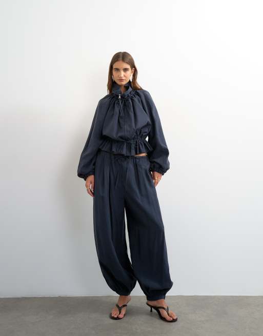 Topshop co ord balloon trouser with tie waist in navy, 3 of 5